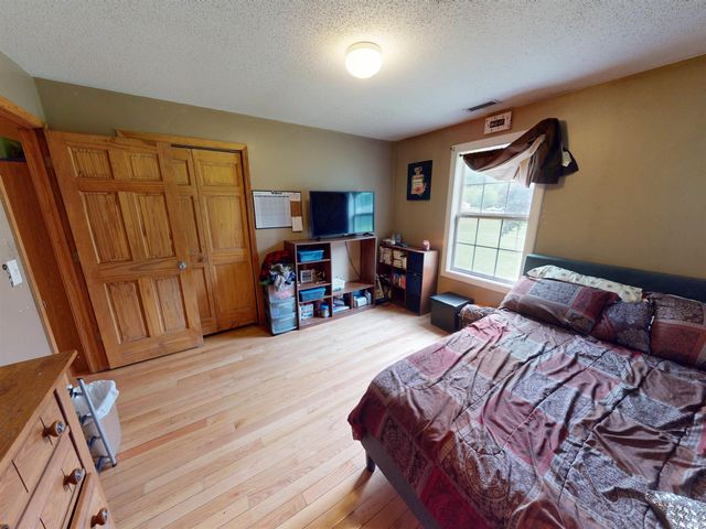 11758 W Smith Ridge Court, Monticello, IN 47960