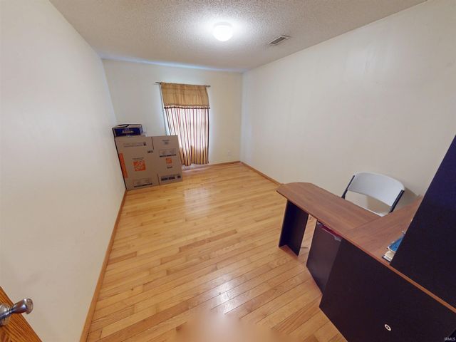11758 W Smith Ridge Court, Monticello, IN 47960