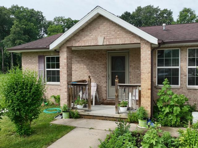 11758 W Smith Ridge Court, Monticello, IN 47960