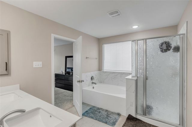 520 Ayinger LN, Austin, TX 78728
