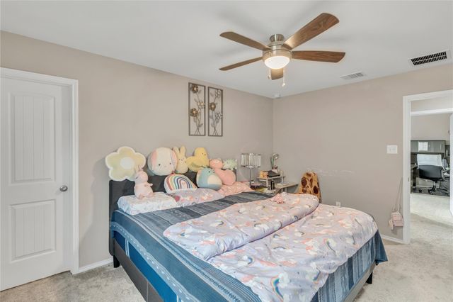 520 Ayinger LN, Austin, TX 78728