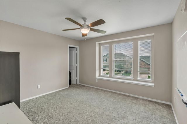 520 Ayinger LN, Austin, TX 78728
