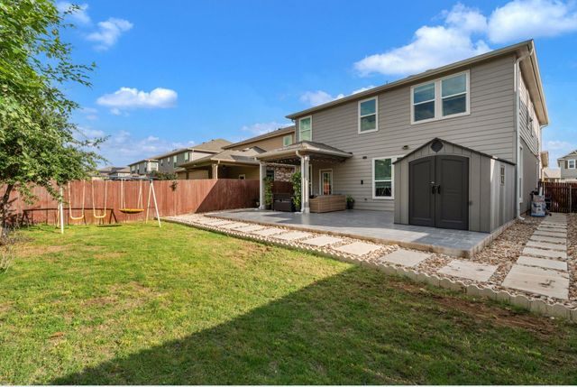 520 Ayinger LN, Austin, TX 78728