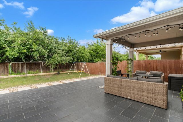 520 Ayinger LN, Austin, TX 78728