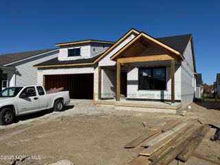 5025 Easton Drive, Oregon, OH 43616