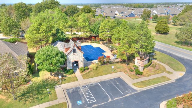 10542 N 121st East Avenue, Owasso, OK 74055