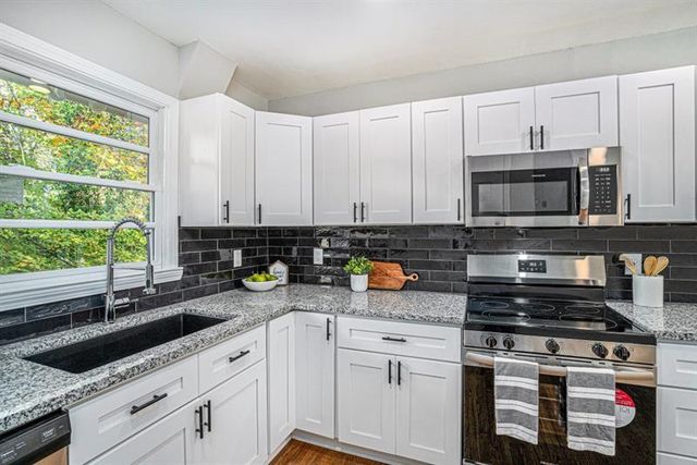 2693 Washington Street NW, Atlanta, GA 30318