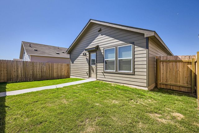 206 Sambre ST, Kyle, TX 78640