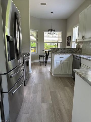 711 Vistana CIR 41, Naples, FL 34119