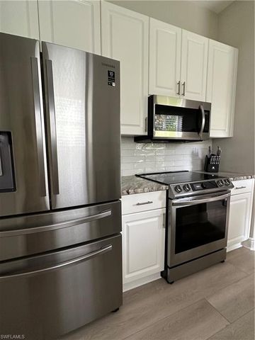 711 Vistana CIR 41, Naples, FL 34119