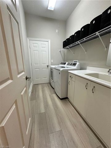 711 Vistana CIR 41, Naples, FL 34119