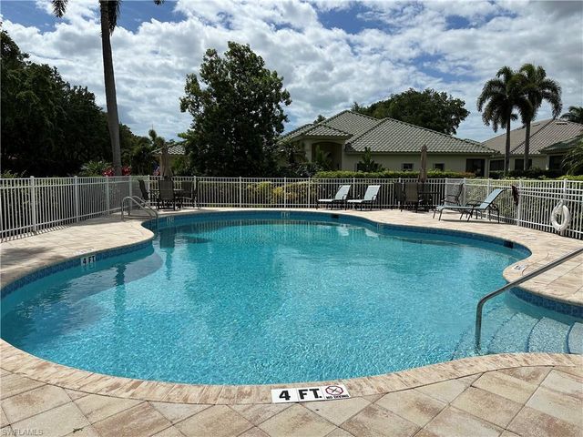 711 Vistana CIR 41, Naples, FL 34119