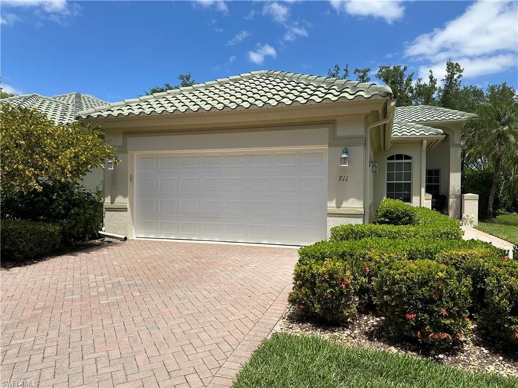 711 Vistana CIR 41, Naples, FL 34119
