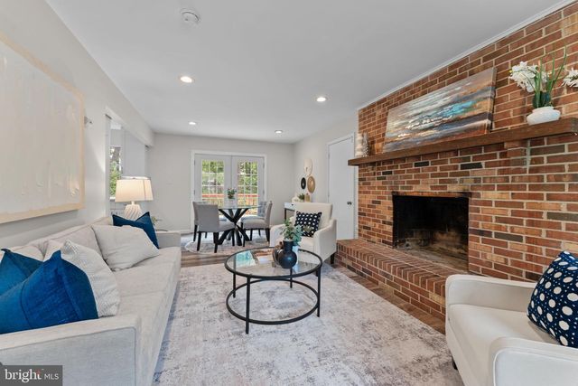 2250 SCOTCH CT, Woodbridge, VA 22191