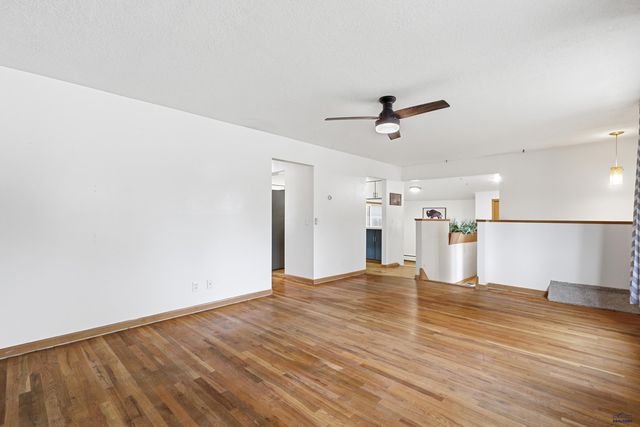 2806 MAPLE AVE, Rapid City, SD 57701