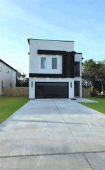 3905 Blue Ridge Boulevard, Dallas, TX 75233