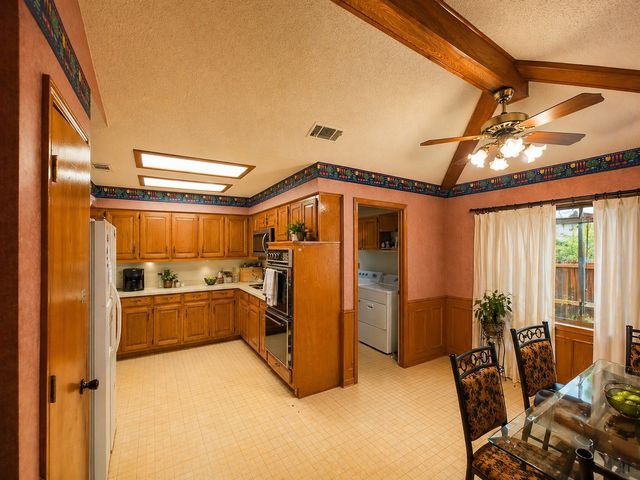 1400 Amazon Drive, Plano, TX 75075