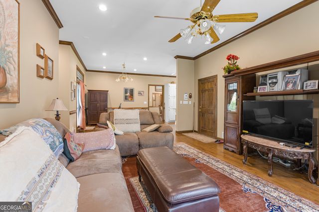 150 Old Farm Road, Fayetteville, GA 30215