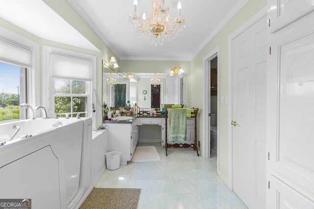 150 Old Farm Road, Fayetteville, GA 30215