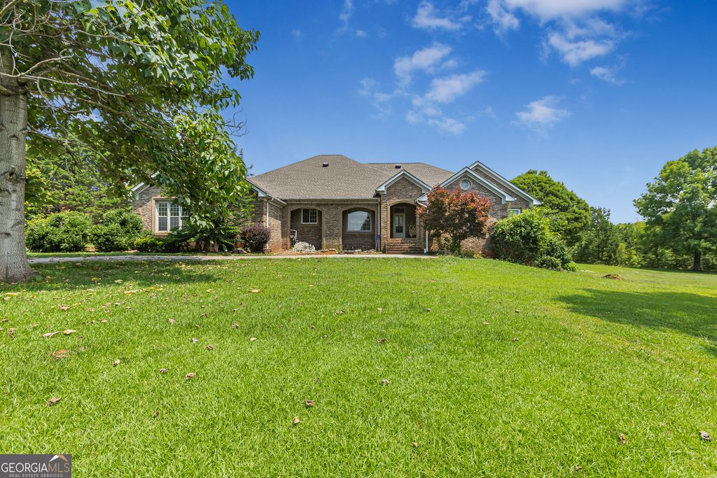 150 Old Farm Road, Fayetteville, GA 30215