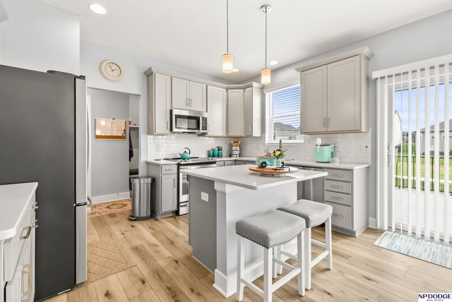 19109 Murray Trail, Gretna, NE 68028