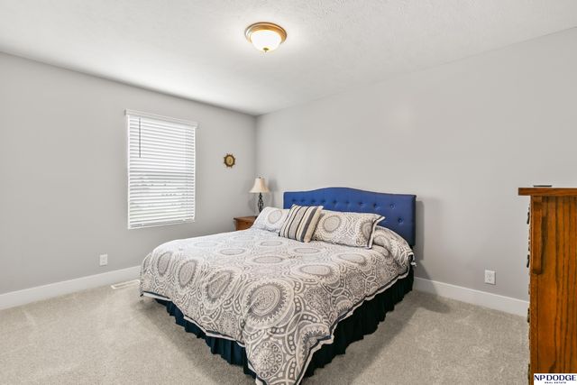 19109 Murray Trail, Gretna, NE 68028