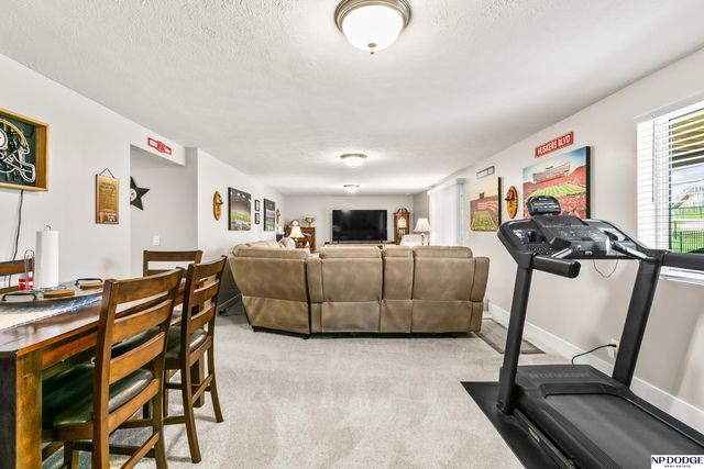 19109 Murray Trail, Gretna, NE 68028