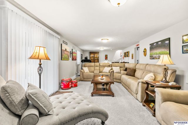 19109 Murray Trail, Gretna, NE 68028