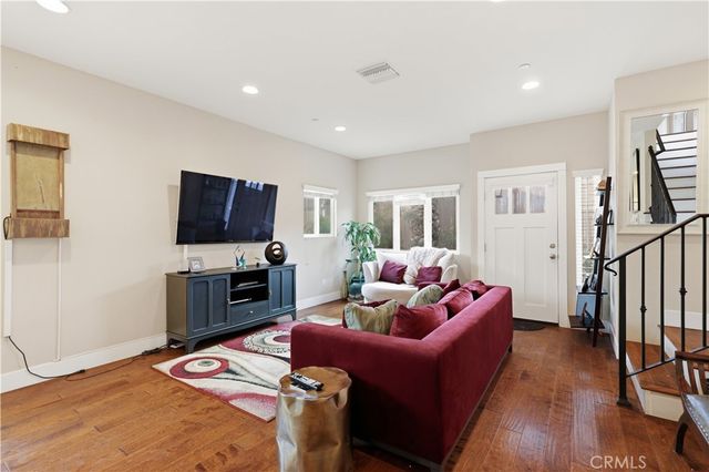 2317 Apple, Torrance, CA 90501