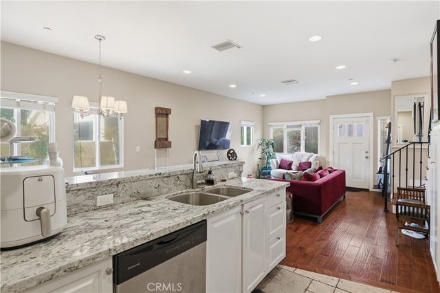 2317 Apple, Torrance, CA 90501
