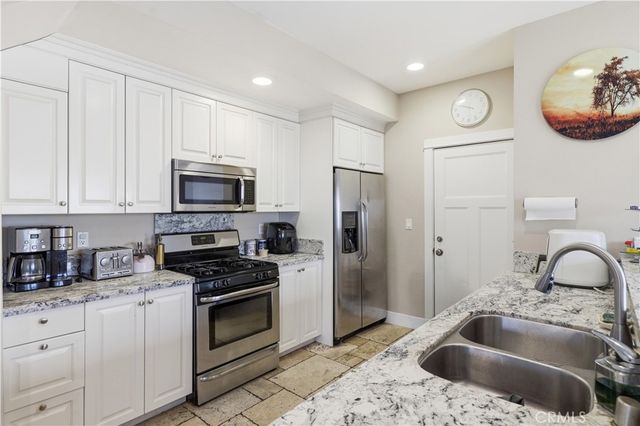 2317 Apple, Torrance, CA 90501