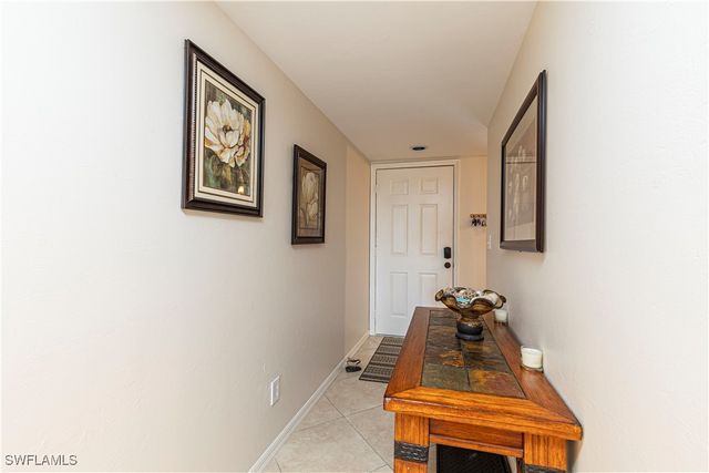 4410 Chantelle DR H-205, Naples, FL 34112