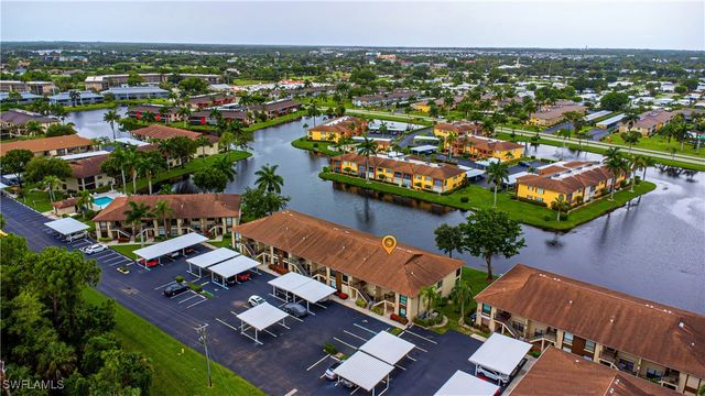 4410 Chantelle DR H-205, Naples, FL 34112