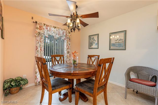 4410 Chantelle DR H-205, Naples, FL 34112