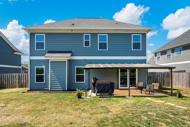 34 Red Oak Place, Smiths Station, AL 36877