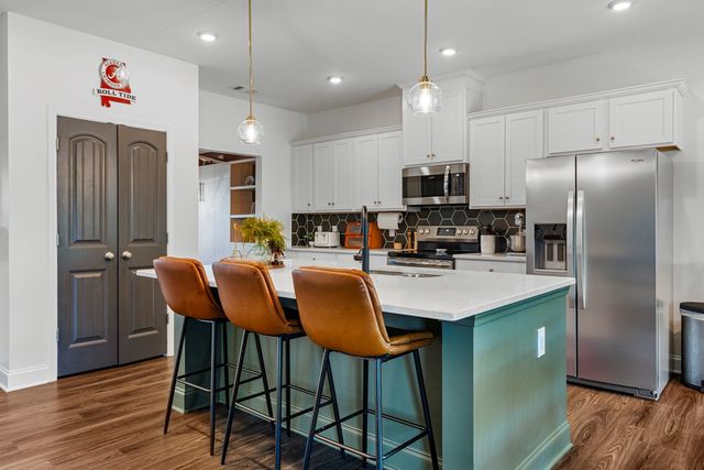 34 Red Oak Place, Smiths Station, AL 36877