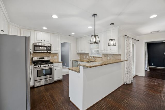 8618 Lockhaven Drive, Dallas, TX 75238