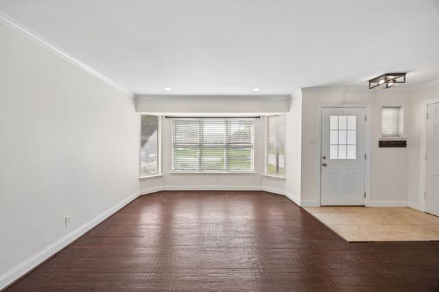 8618 Lockhaven Drive, Dallas, TX 75238