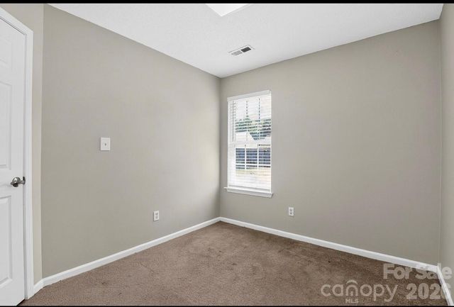 6033 Mary Blair Lane, Charlotte, NC 28214