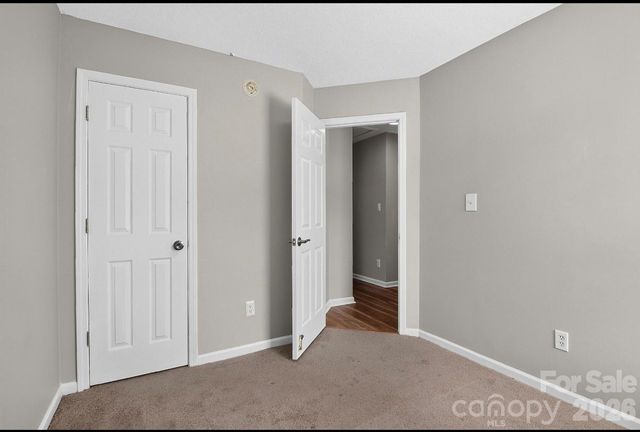 6033 Mary Blair Lane, Charlotte, NC 28214