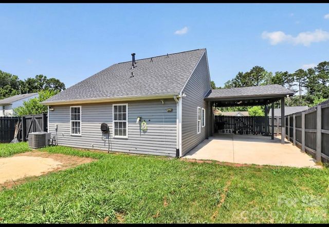 6033 Mary Blair Lane, Charlotte, NC 28214