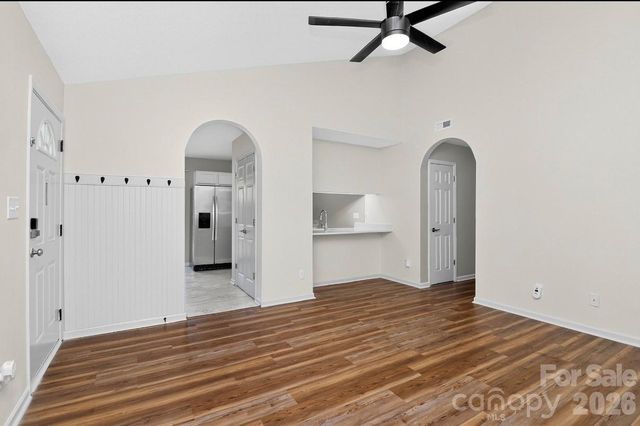 6033 Mary Blair Lane, Charlotte, NC 28214