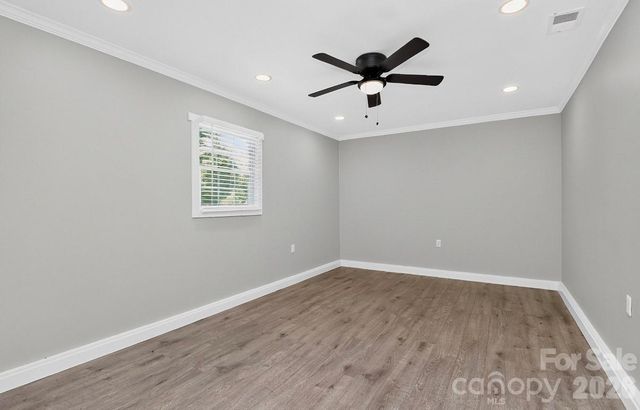 6033 Mary Blair Lane, Charlotte, NC 28214