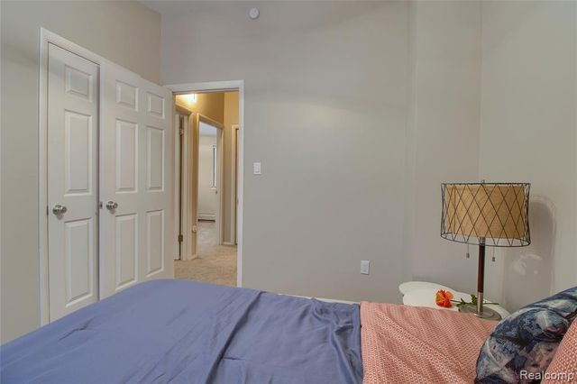 31211 Hiveley Street, Westland, MI 48186