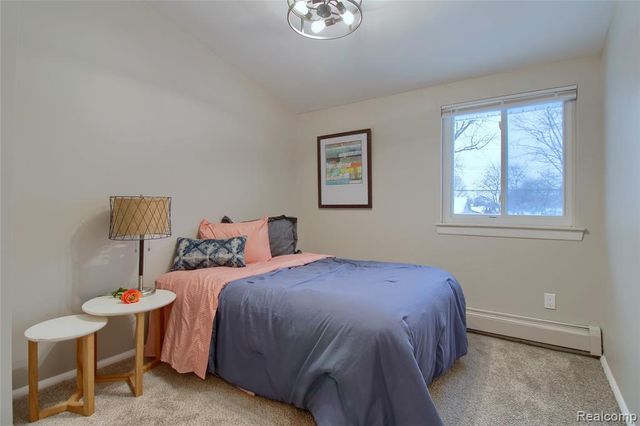 31211 Hiveley Street, Westland, MI 48186