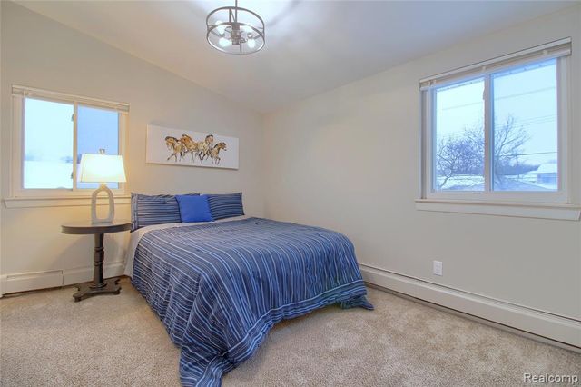 31211 Hiveley Street, Westland, MI 48186