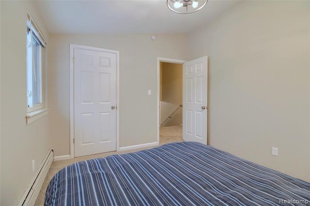 31211 Hiveley Street, Westland, MI 48186