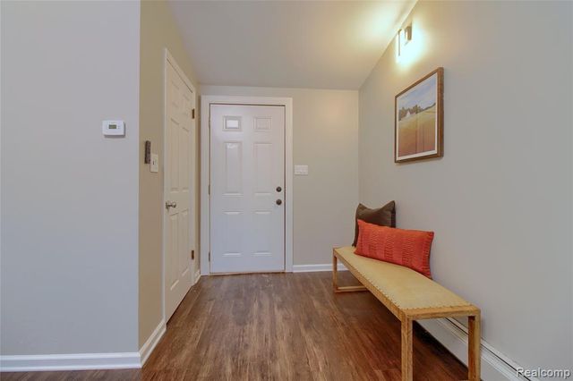 31211 Hiveley Street, Westland, MI 48186