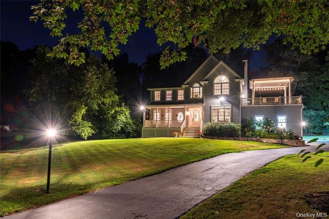 6 Old Town Road, Beacon, NY 12508