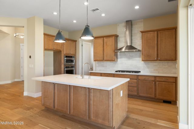2225 Paint Horse Drive, Reno, NV 89521
